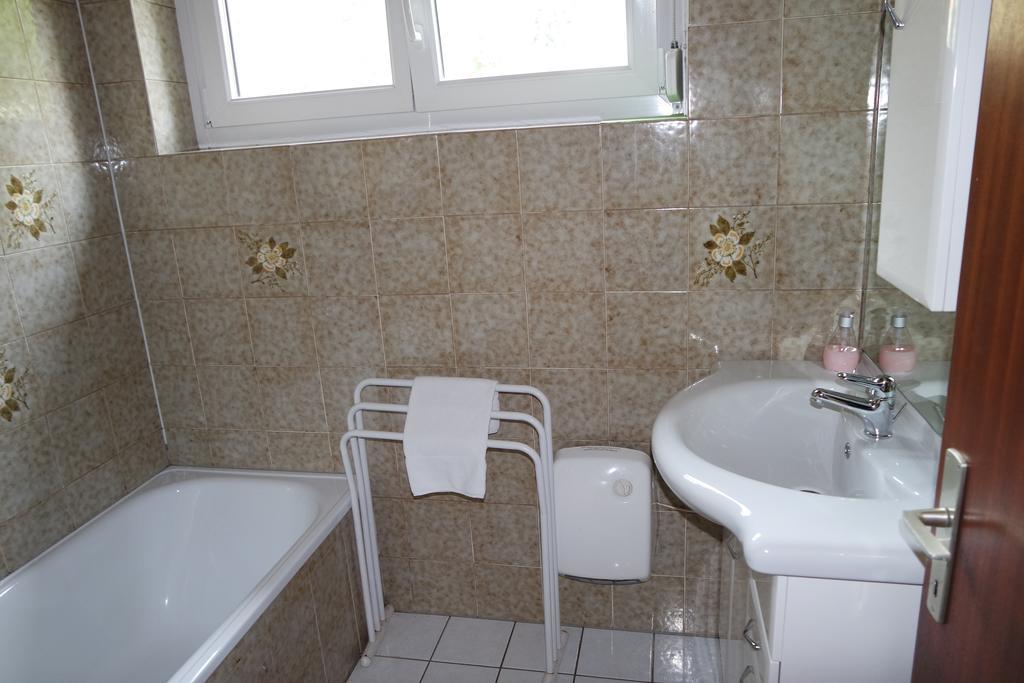 Haus Pock Apartments Presseggersee Rum bild